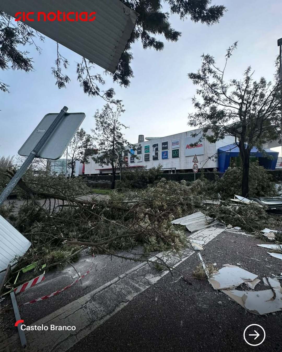 Без света были сотни тысяч людей: в Португалии пронесся мощный ураган, есть последствия. Фото и видео
