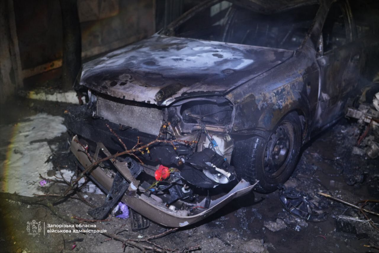 Россия ударила по Запорожью, есть прилет во двор многоэтажки: пострадали люди. Фото и видео