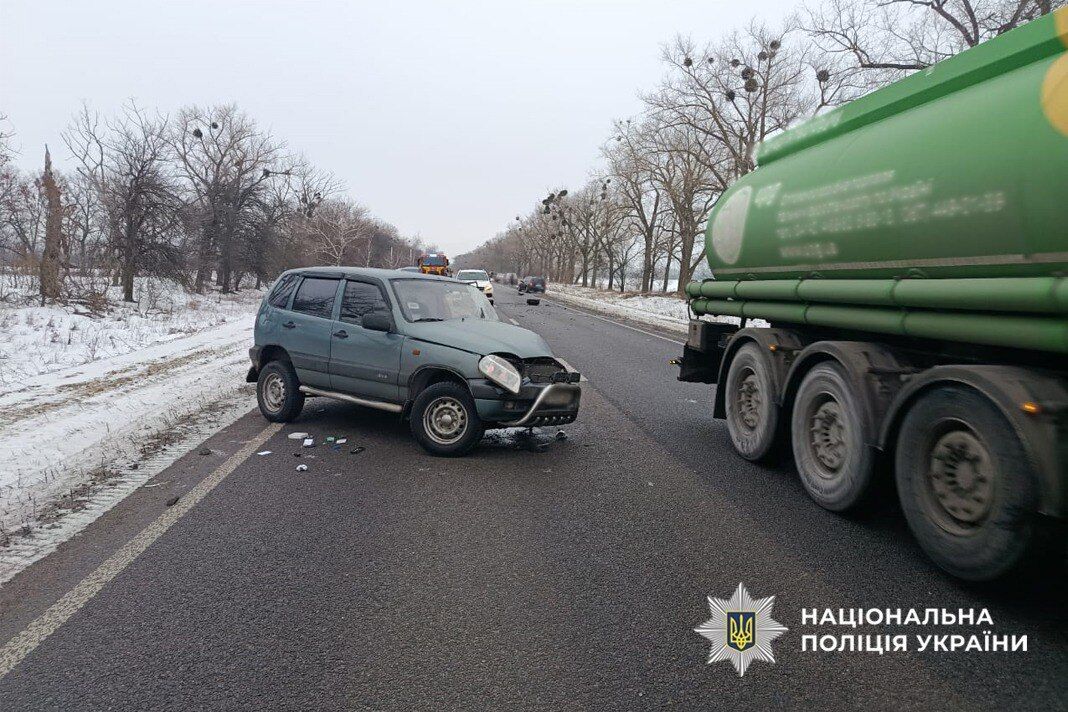 На Черкащині сталася потрійна ДТП: постраждали 11 людей. Фото
