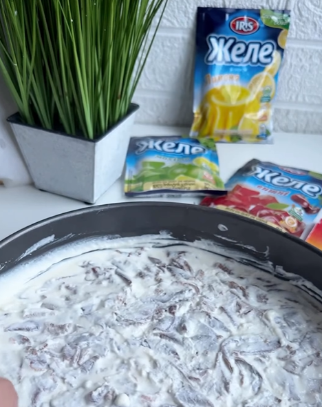 Смачний млинцевий торт, який не треба випікати: підійде на будь-який випадок