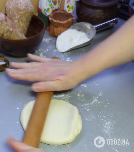 Идеальное тесто для пельменей на воде: прекрасно раскатывается и не рвется