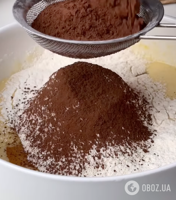 Швидкий шоколадний пиріг на сковороді: ділимося рецептом найлегшого десерту