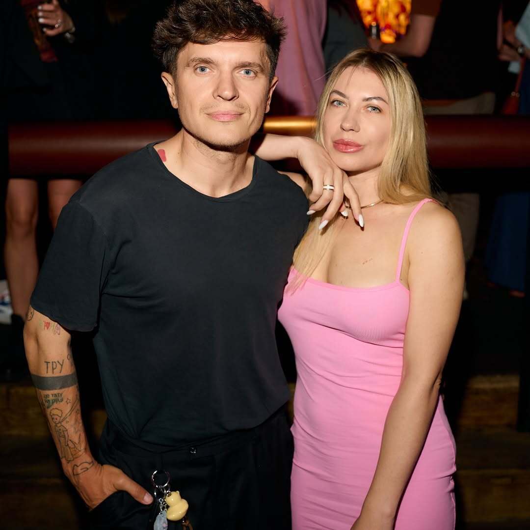 "В следующий раз оштрафуют за немытую голову". Анатолич заявил, что подаст в суд из-за штрафа жены: мнения украинцев разделились