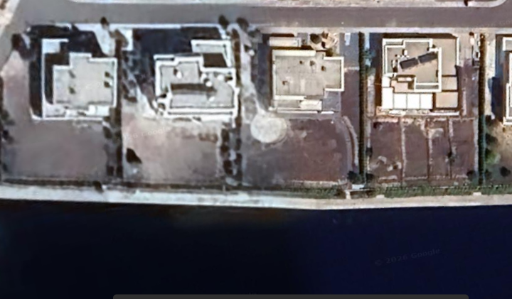 Будинки в с. Вишеньки