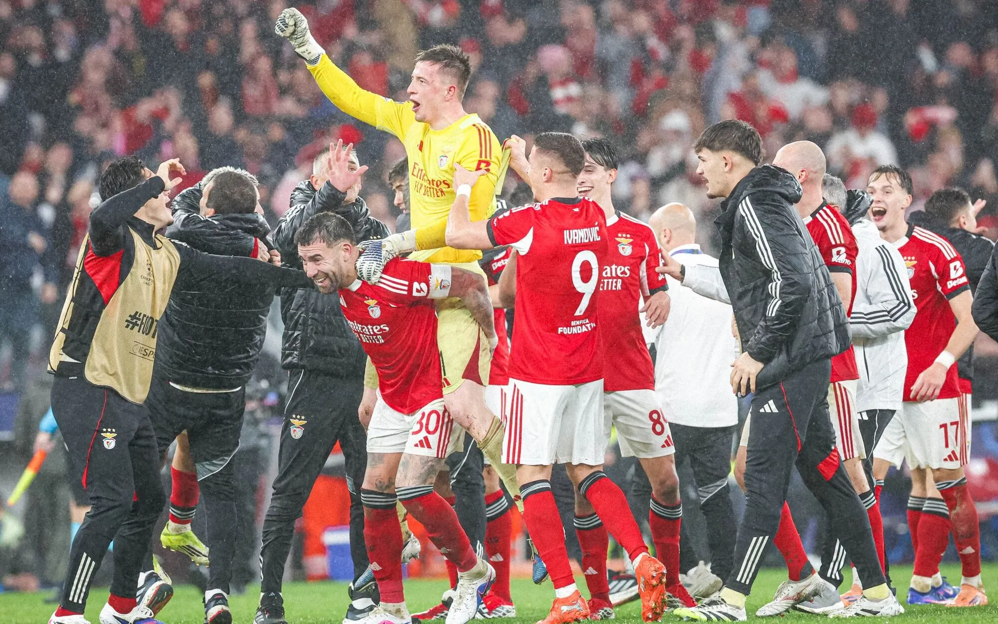 Первый в истории! Вратарь сборной Украины установил "вечное" достижение в Лиге чемпионов