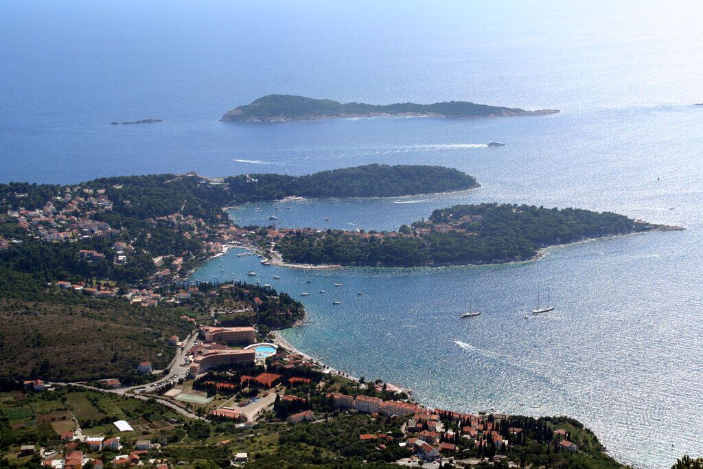 Названы самые элегантные прибрежные курорты в Европе: топ-5