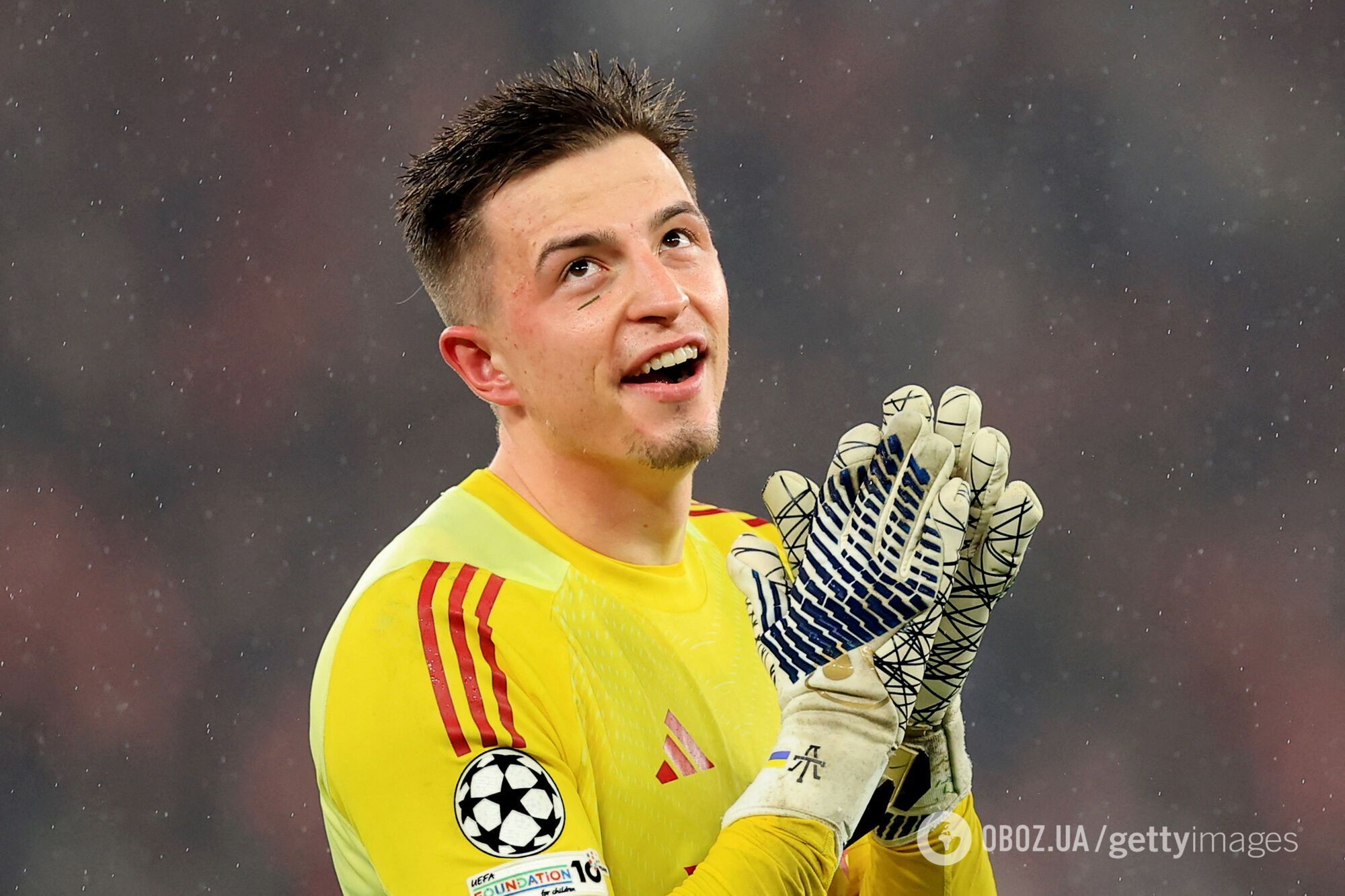 64-тисячний стадіон у Лісабоні влаштував стоячі овації футболісту збірної України. Відео