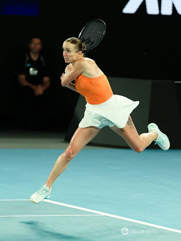 Соболенко устроила цирк в матче со Свитолиной на Australian Open и получила наказание. Видео