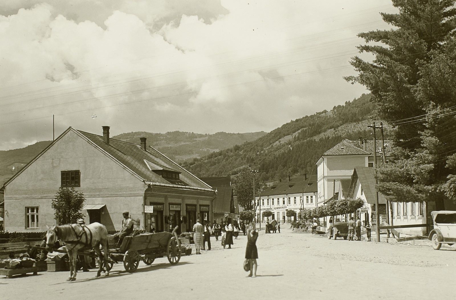 Яким було Закарпаття 100 років тому: старі фото