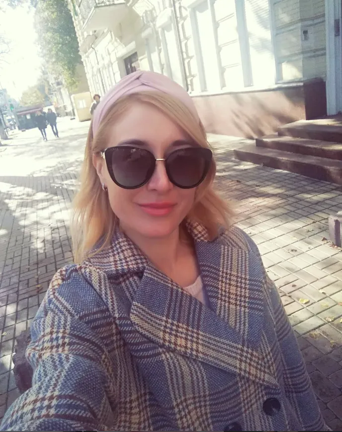 Открыла два салона красоты и купила двухуровневую квартиру: под Киевом "Шахед" убил Светлану Блатову и ее мужа, а дети чудом выжили