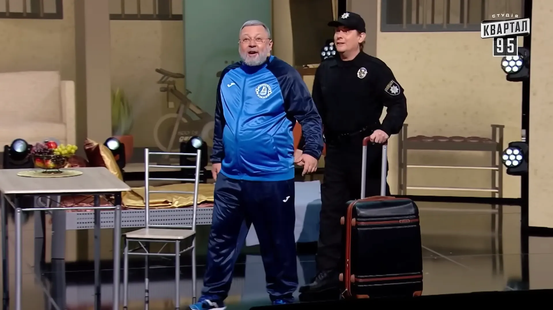 Пішов на війну, але досі грає Януковича: як живе нині зірка "Кварталу 95" Олександр Пікалов, який зник із соцмереж у 2022 році