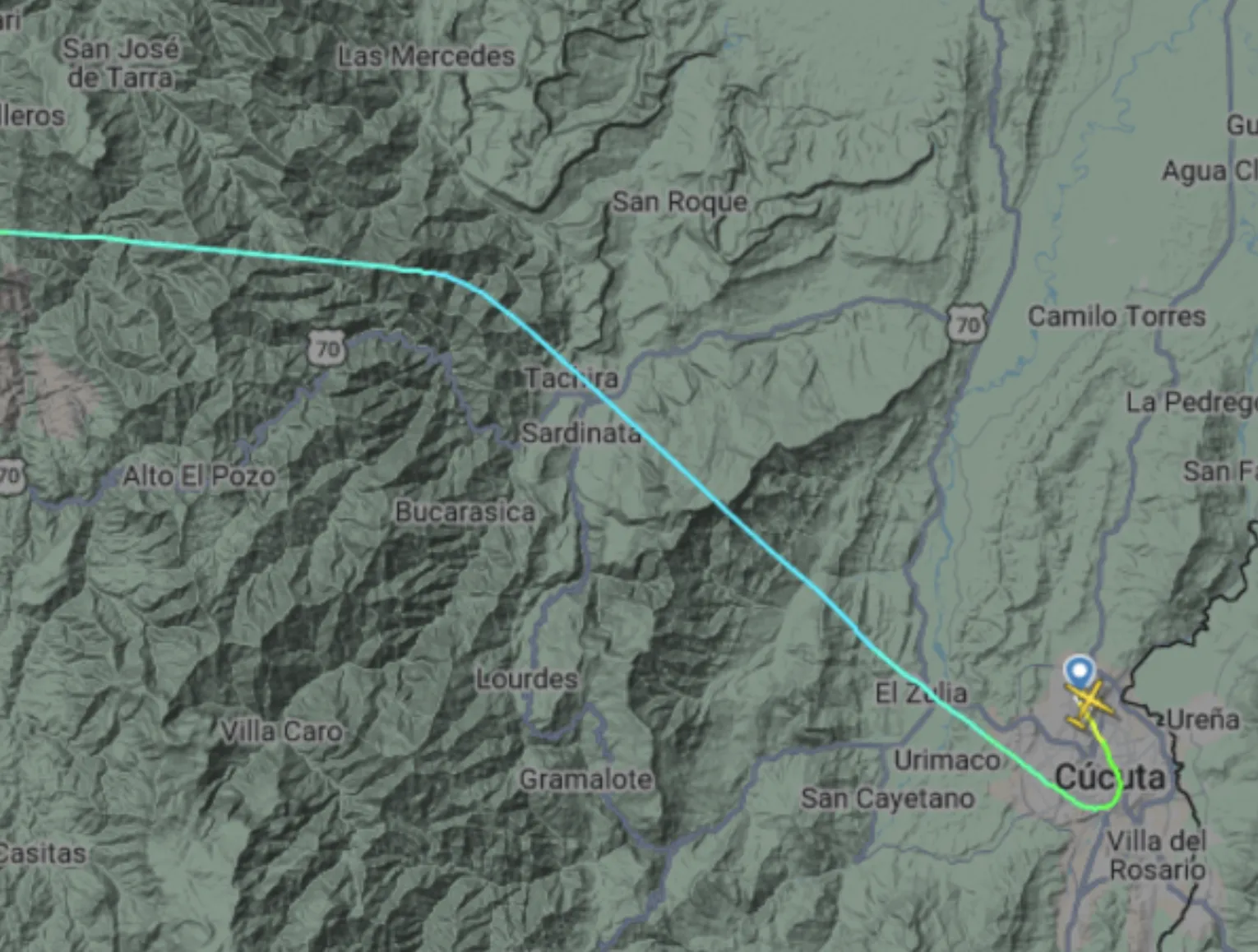 На кордоні Колумбії та Венесуели розбився пасажирський літак: ніхто не вижив. Фото і відео