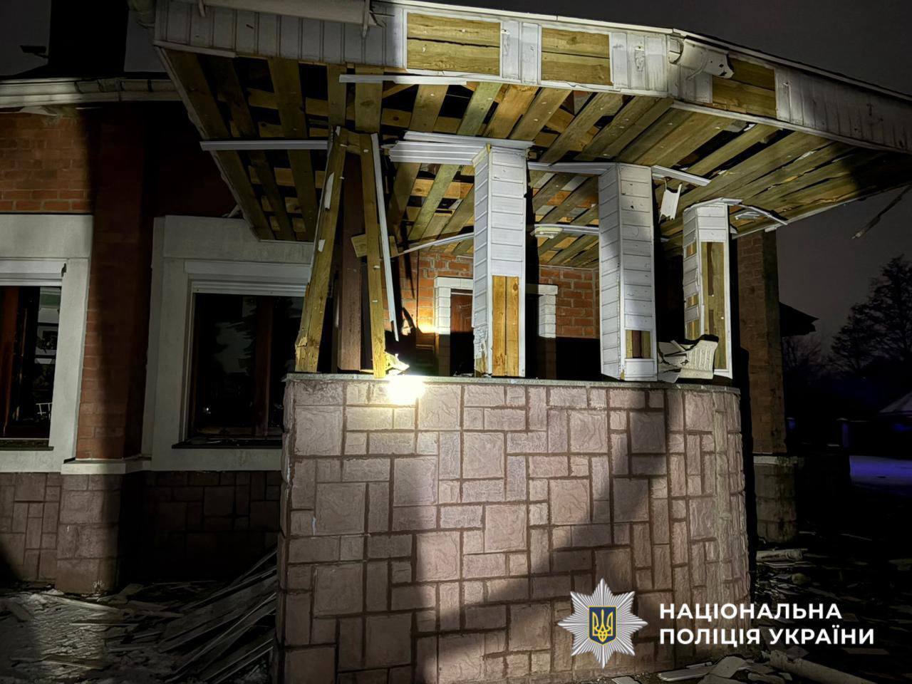 Есть повреждения: в КОВА рассказали подробности о последствиях очередного удара РФ по Киевской области. Фото