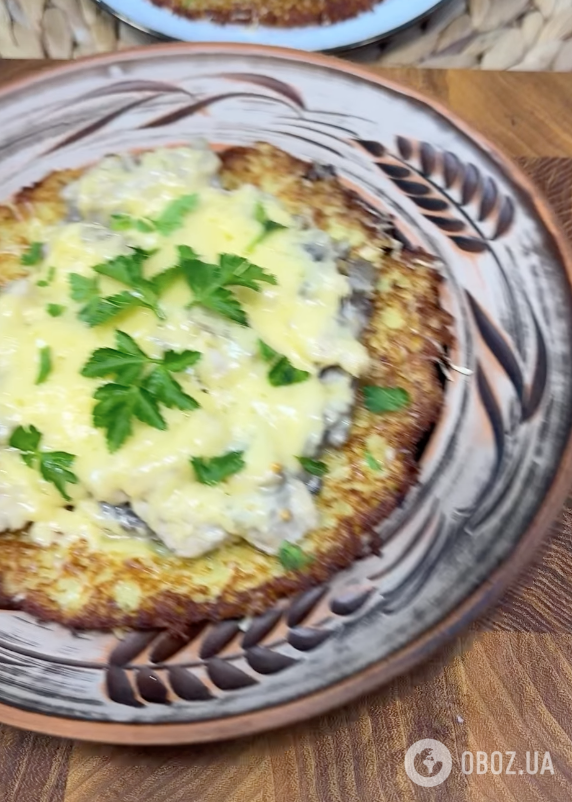 Запеченные панские деруны с грибами и сыром: рецепт сытного блюда для праздничного стола