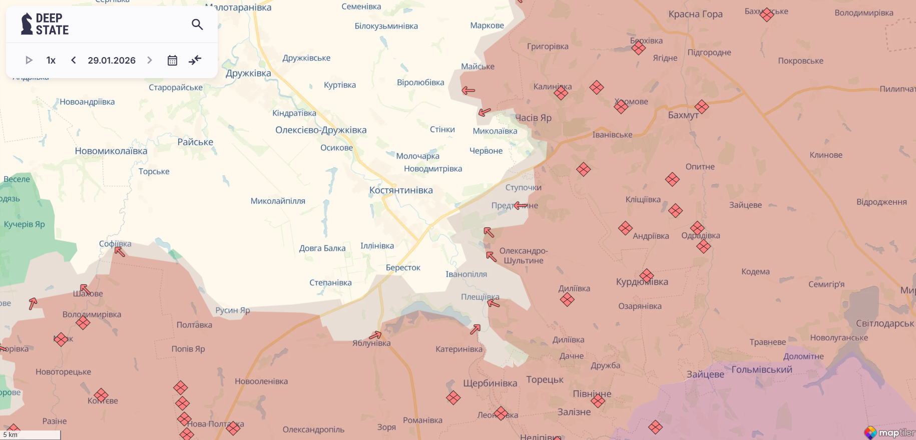 Зруйновані будинки і пусті вулиці: у мережі показали, який вигляд має понівечена ворогом Костянтинівка. Відео