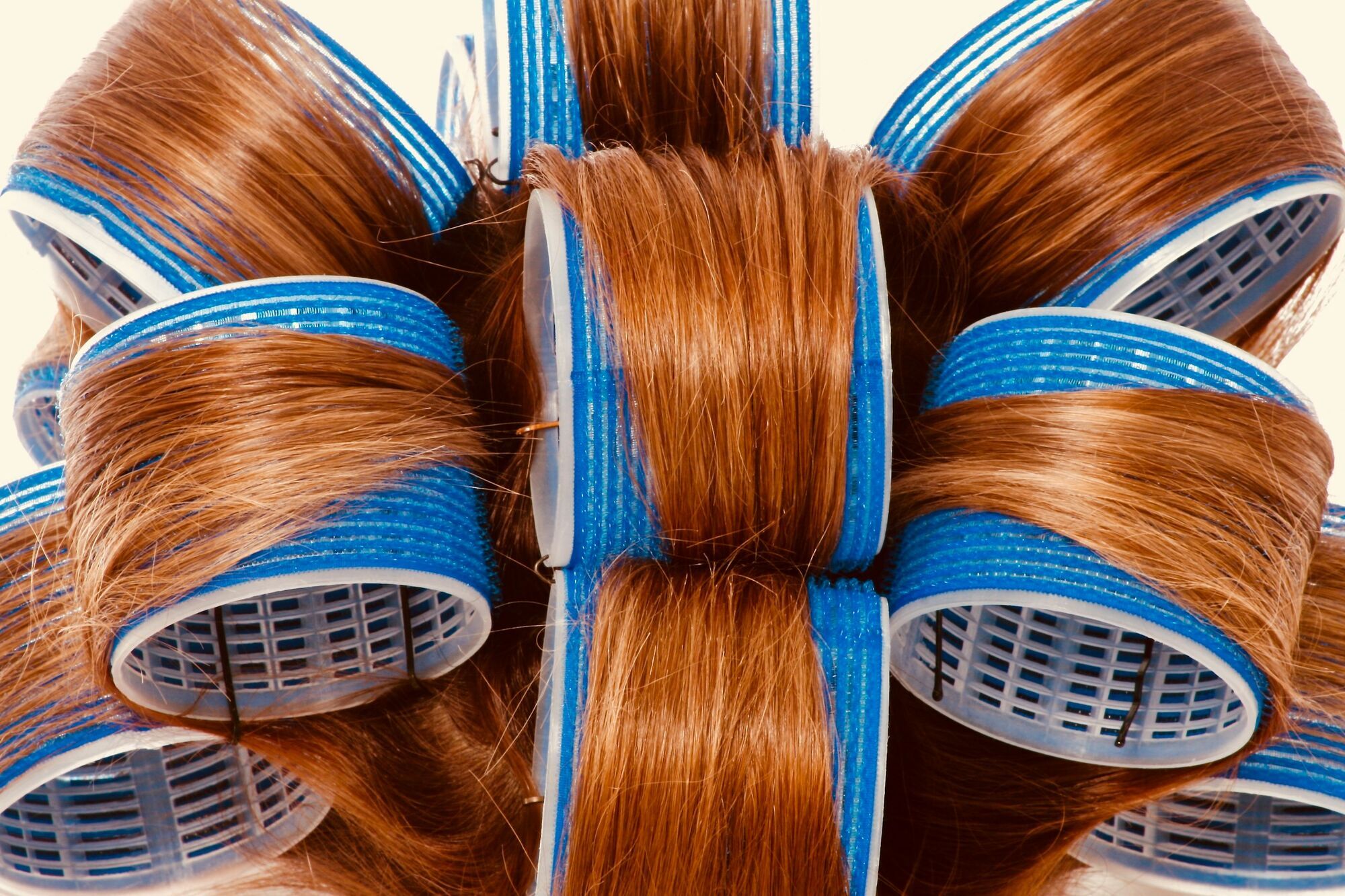 Як зробити тонке волосся візуально густим: професійні поради