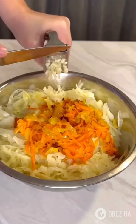 Сытный капустный пирог для обеда: готовится без духовки