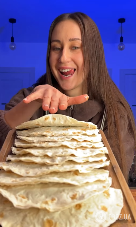 Ленивые чебуреки из лаваша с сочным фаршем: тесто вымешивать не придется