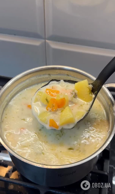 Швидкий зігріваючий суп з рибою: ідеальна страва для періоду холодів