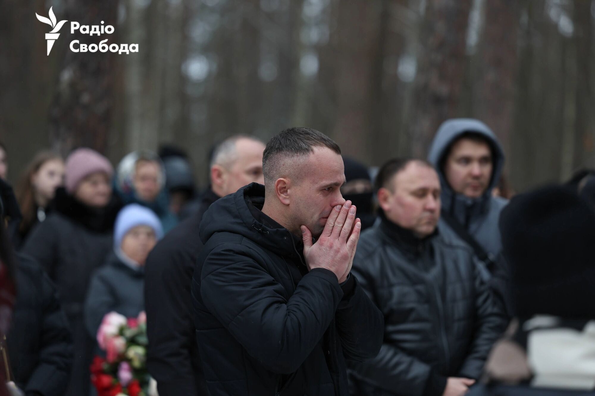 "Любила життя і своїх діточок": на Київщині попрощалися з жінкою, яку разом з чоловіком вбив російський дрон. Фото