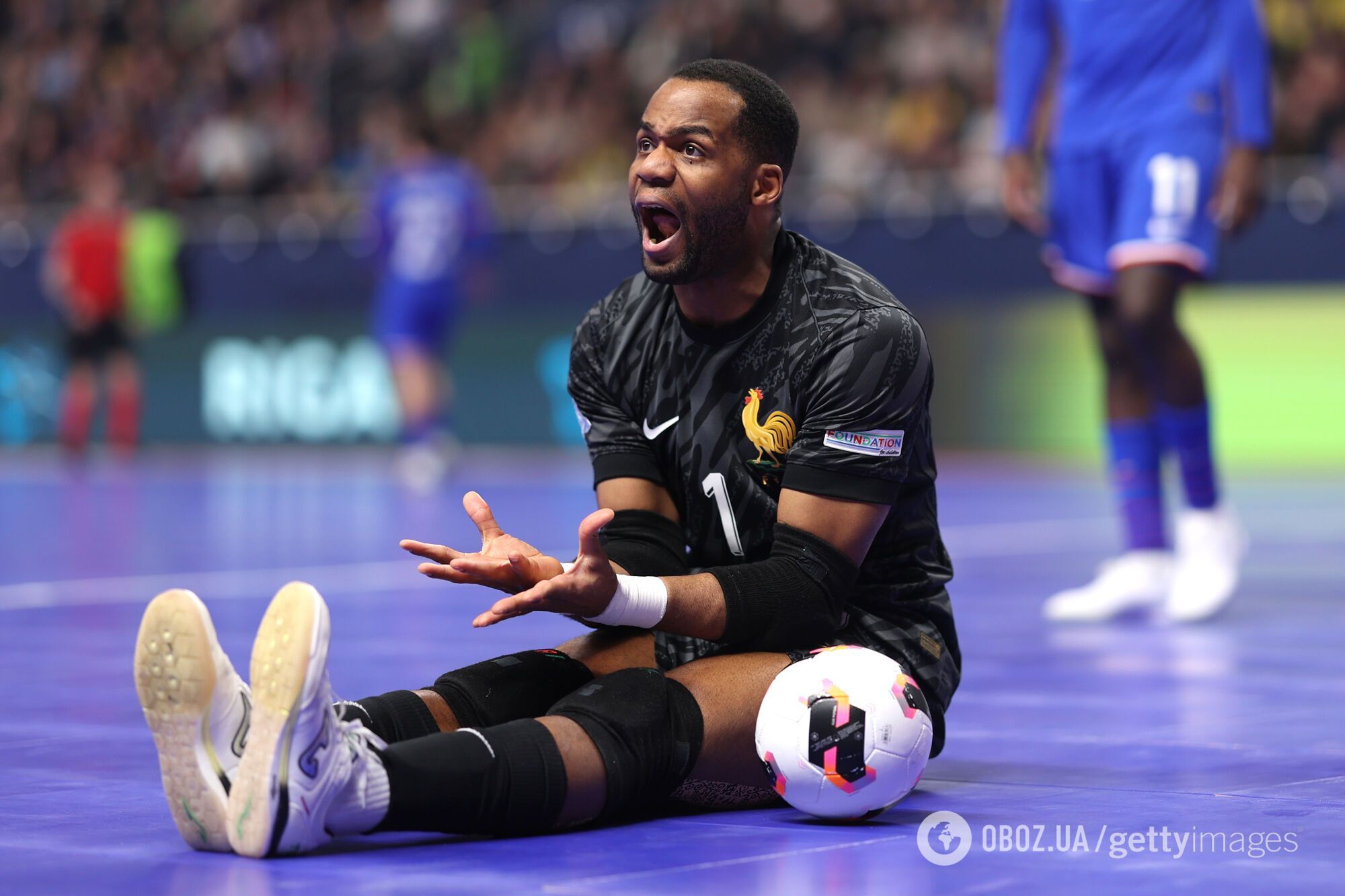 Збірна України перевернула гру з Францією, але не змогла вийти до півфіналу чемпіонату Європи з футзалу. Відео