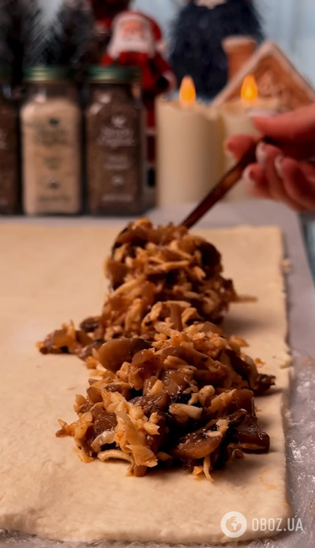 Сытный слоеный пирог с грибами и сыром: как приготовить