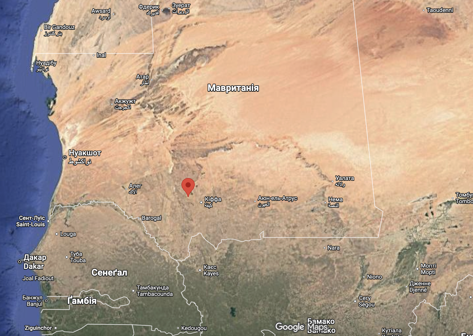 Меняют пустыню уже миллионы лет: в Сахаре нашли загадочные темные плато