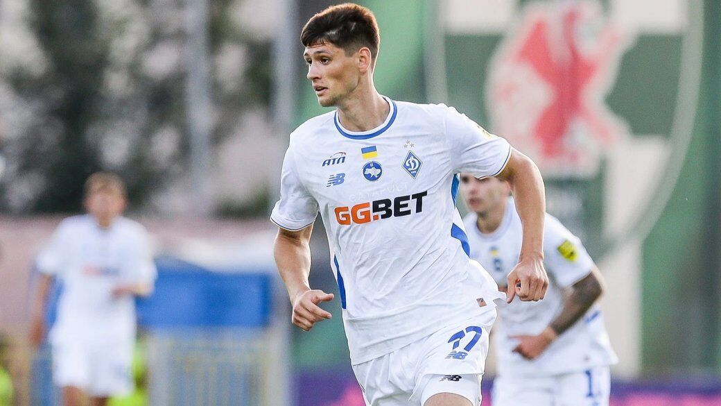 Футболист "Динамо" может "нарушить" правило ФИФА и уйти из киевского клуба. Все подробности