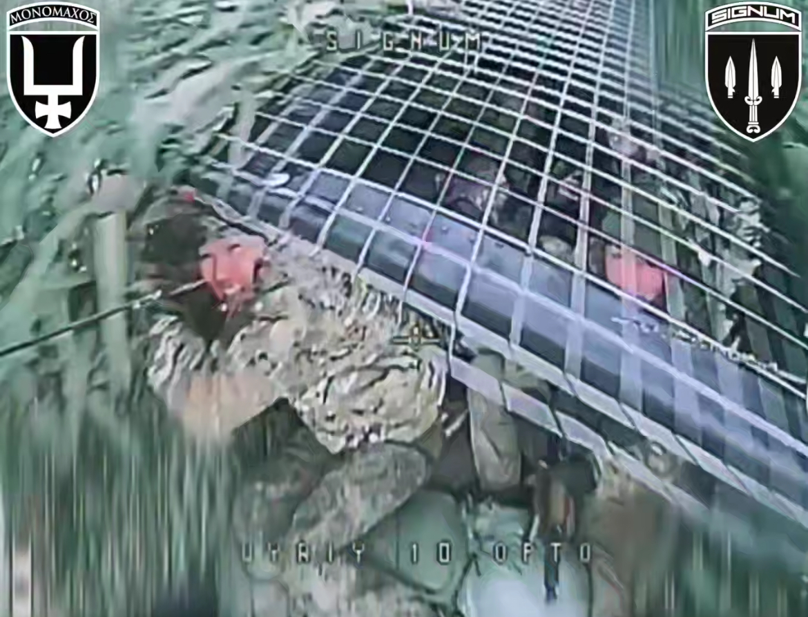 Плани ворога згоріли: українські оборонці перехопили "буханку" з окупантами на Лиманському напрямку. Відео