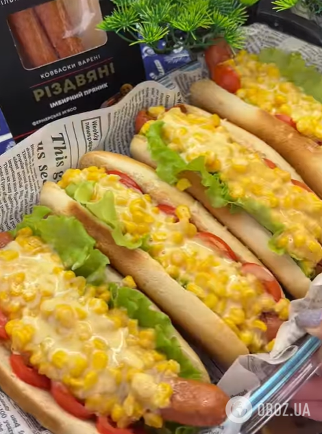 Вкусные домашние хот-доги с сырной курицей: как приготовить