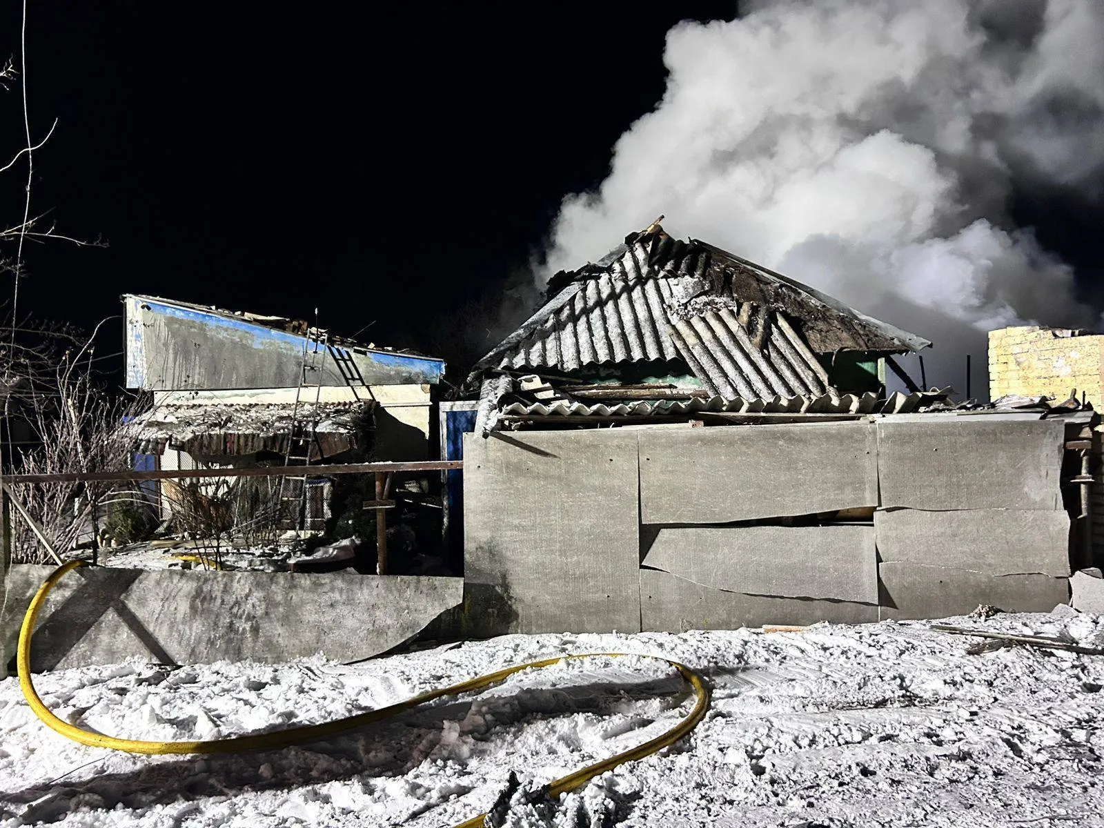 Есть погибший, люди остались без тепла и света: последствия очередной российской атаки на Киевщину. Фото