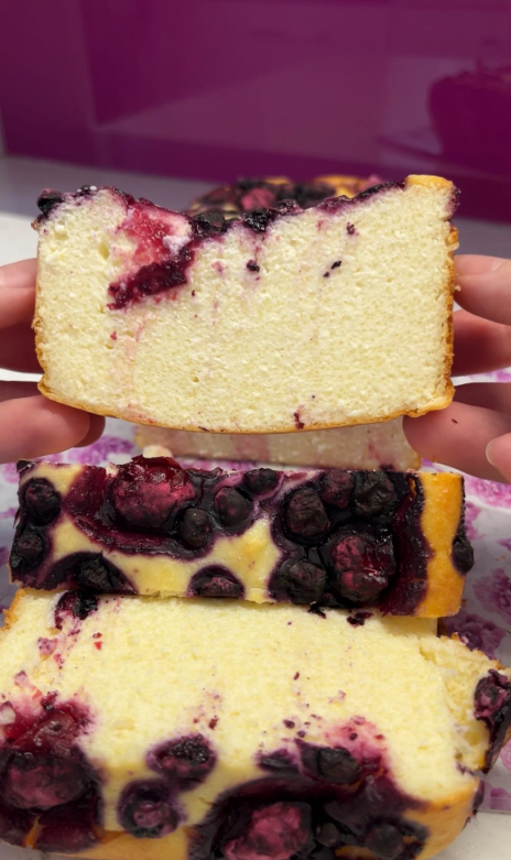 Вкусная творожная запеканка без муки: чем заменить привычный ингредиент, чтобы масса держала форму