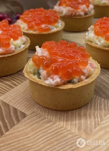 Тарталетки з червоною рибою: рецепт дуже смачної закуски за 2 хвилини