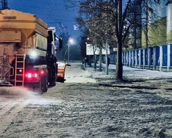 На дорогах – 300 тонн олії, рух буде паралізовано декілька діб: Філатов про наслідки атаки РФ на Дніпро