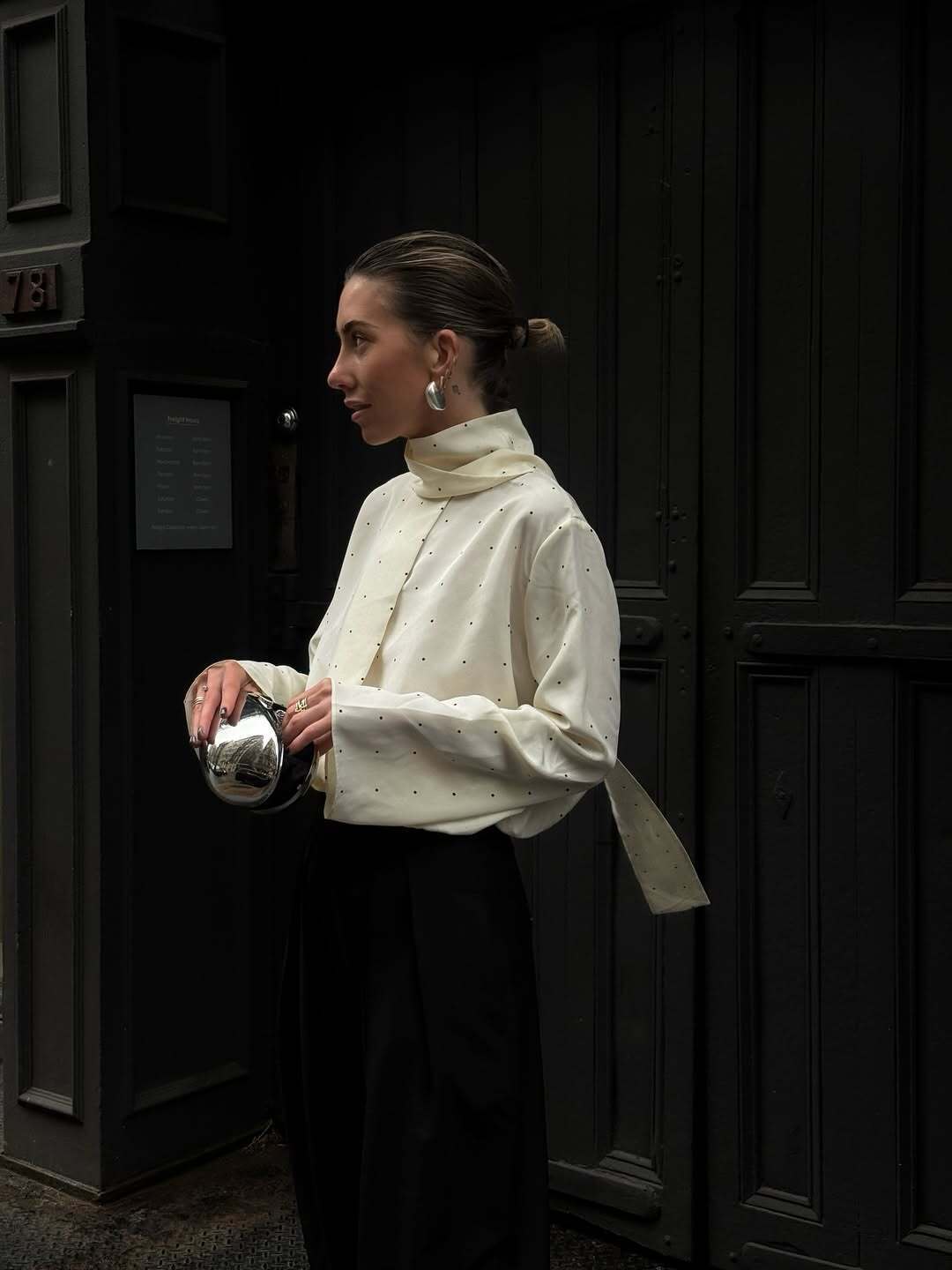 Якщо набридли светри і гольфи: що одягнути наверх, щоб зробити зимовий образ цікавішим