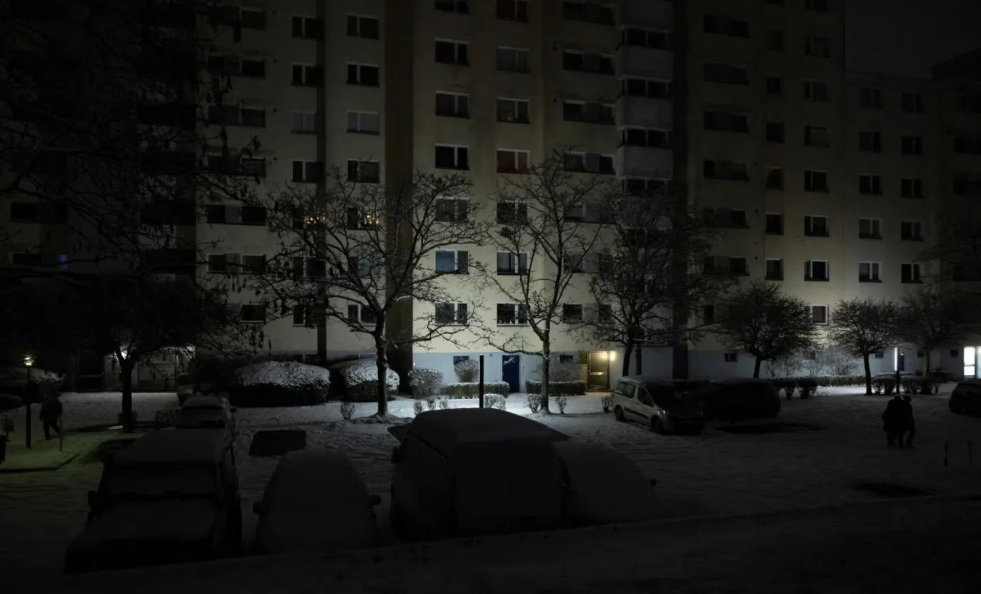 "Наш досвід важливий": українські біженці в Берліні організували "пункт незламності" на тлі блекауту