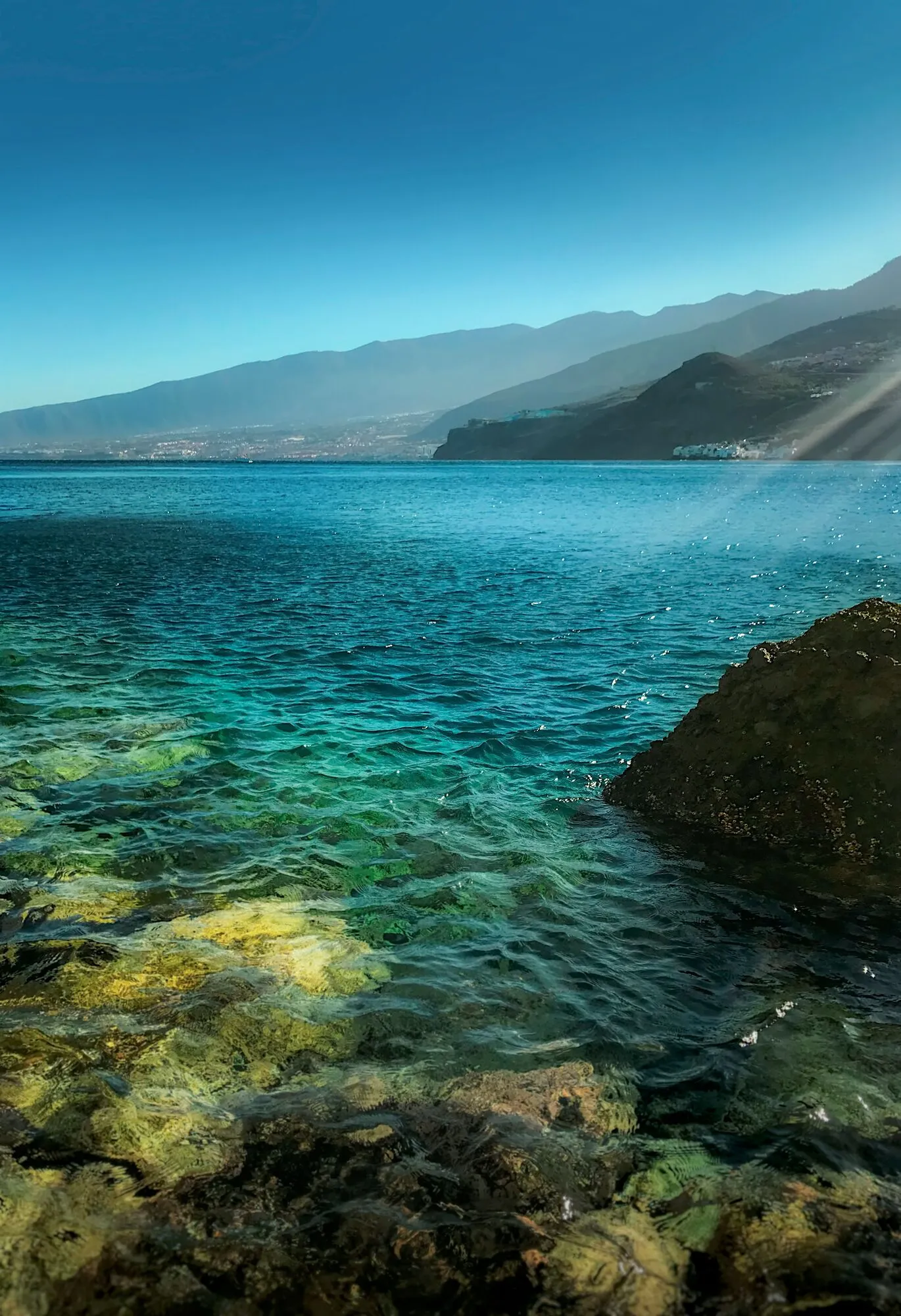 Найсонячніший напрямок Європи: куди поїхати у незабутню зимову відпустку