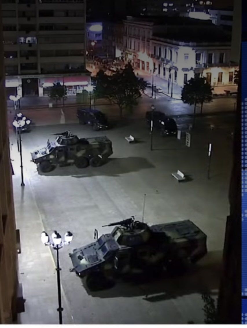 У Венесуелі пролунали постріли біля президентського палацу: що відбувається. Відео