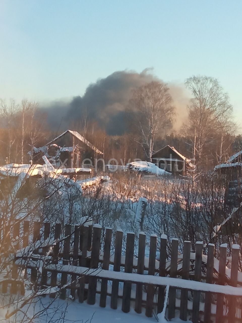 Вибухи тривали всю ніч: у Костромській області атаковано арсенал ГРАУ, оголошено евакуацію. Фото і відео