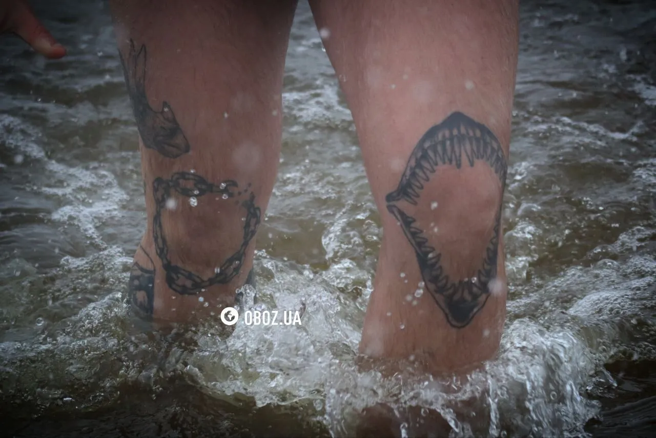 Мало людей та намети, щоб зігрітися: як проходило Водохреще 2026 у Києві. Подробиці, фото та відео