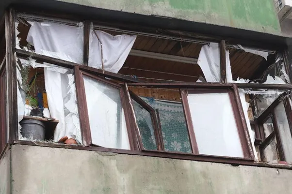 У Дніпрі оперативно надають допомогу мешканцям будинків, що зазнали пошкоджень 6 січня внаслідок ворожого удару