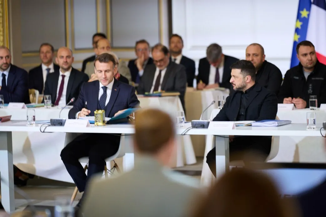 "Це не тільки слова, але й конкретика": Зеленський пояснив важливість документів, які підписали у Парижі