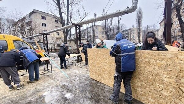 У Дніпрі оперативно надають допомогу мешканцям будинків, що зазнали пошкоджень 6 січня внаслідок ворожого удару