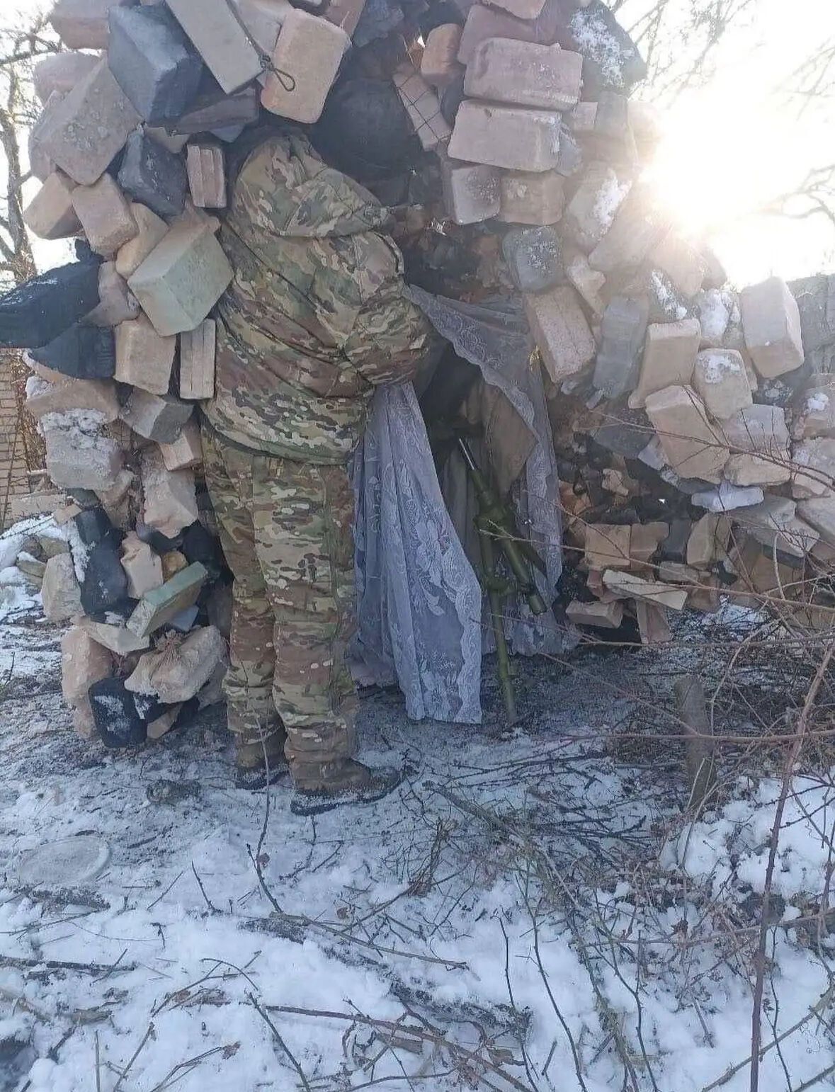 "Нам бы тоже такое не помешало": эксперт рассказал о новом типе маскировочных сеток, которые использует враг. Фото