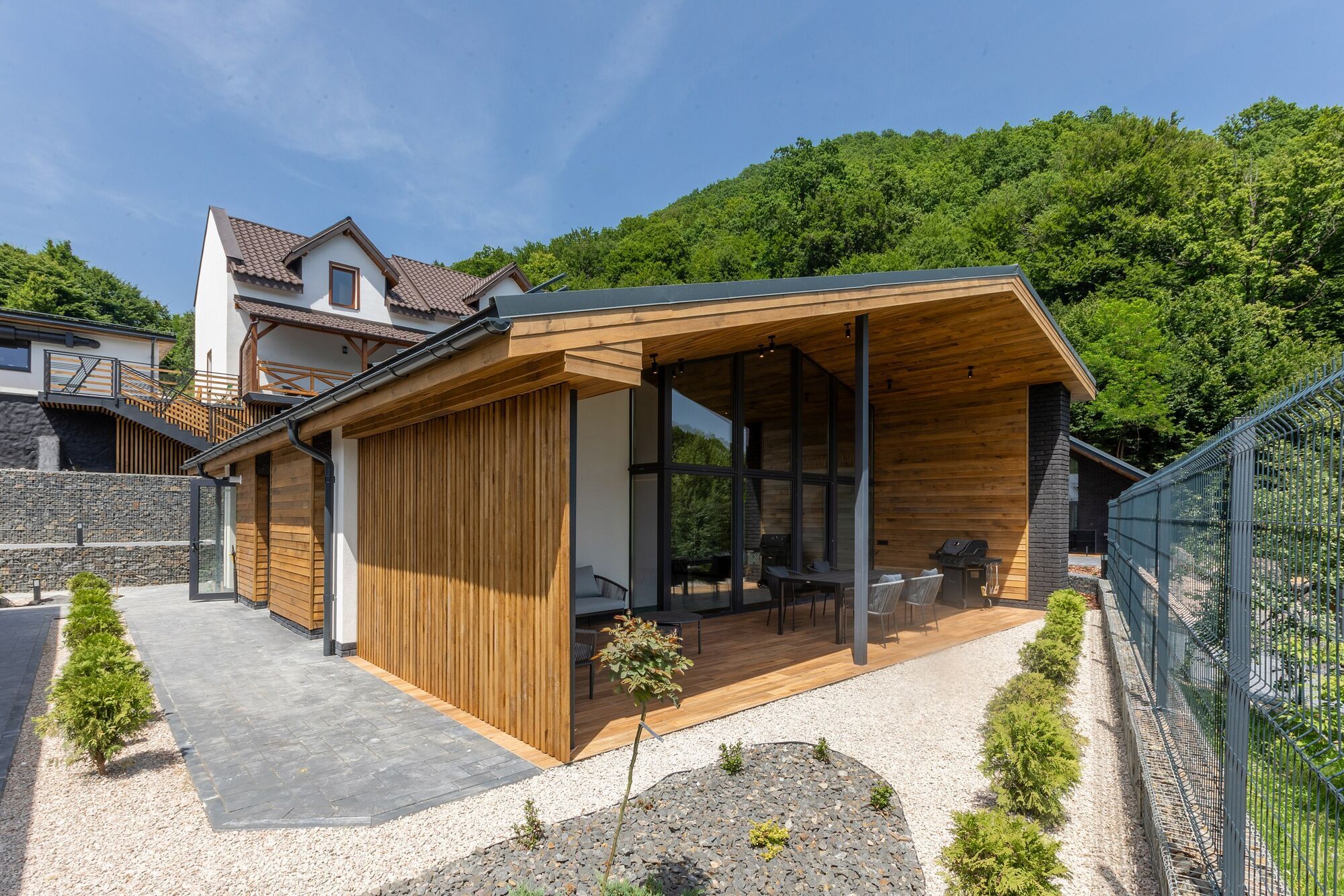 Там, где горы лечат: виллы и шале Apartel Shayan Eco Resort