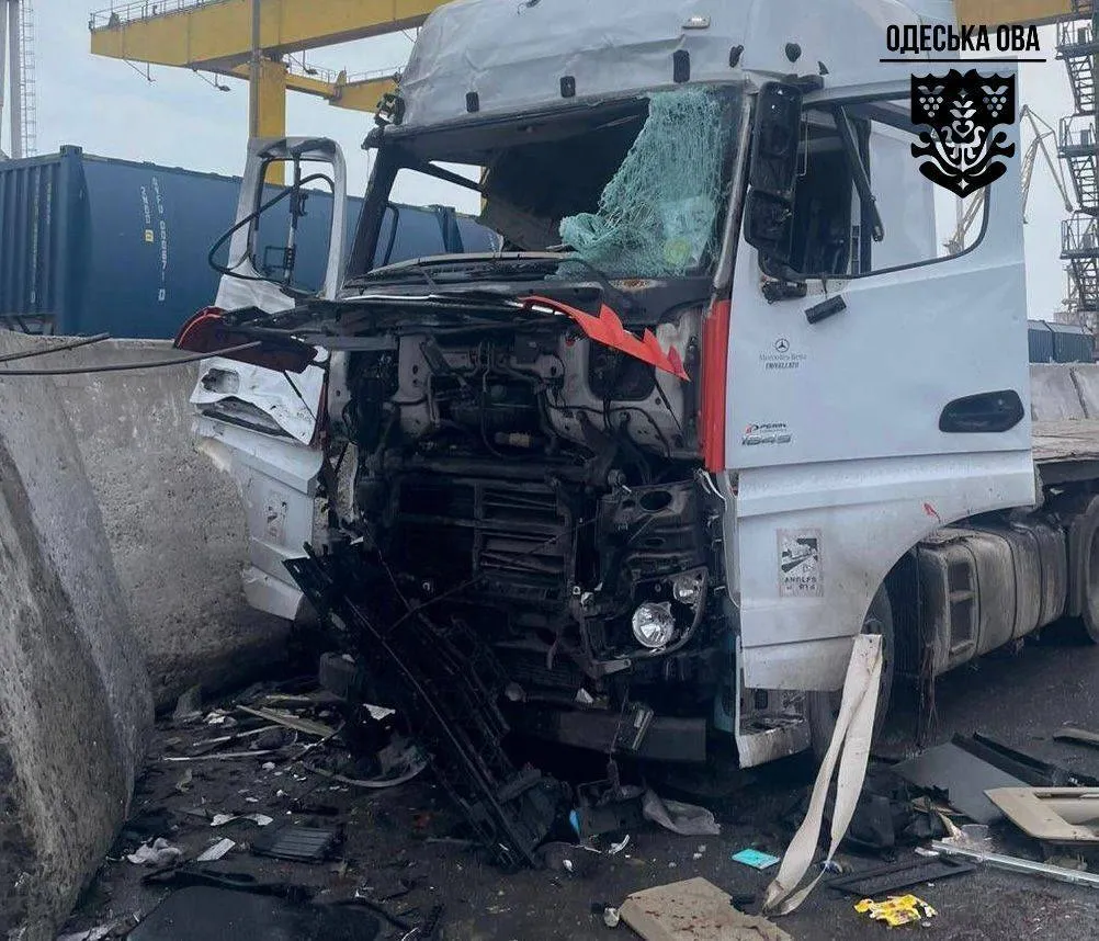 Россия нанесла ракетно-дроновой удар по портам в Одесской области: есть жертвы, пострадавшие и разрушения. Фото