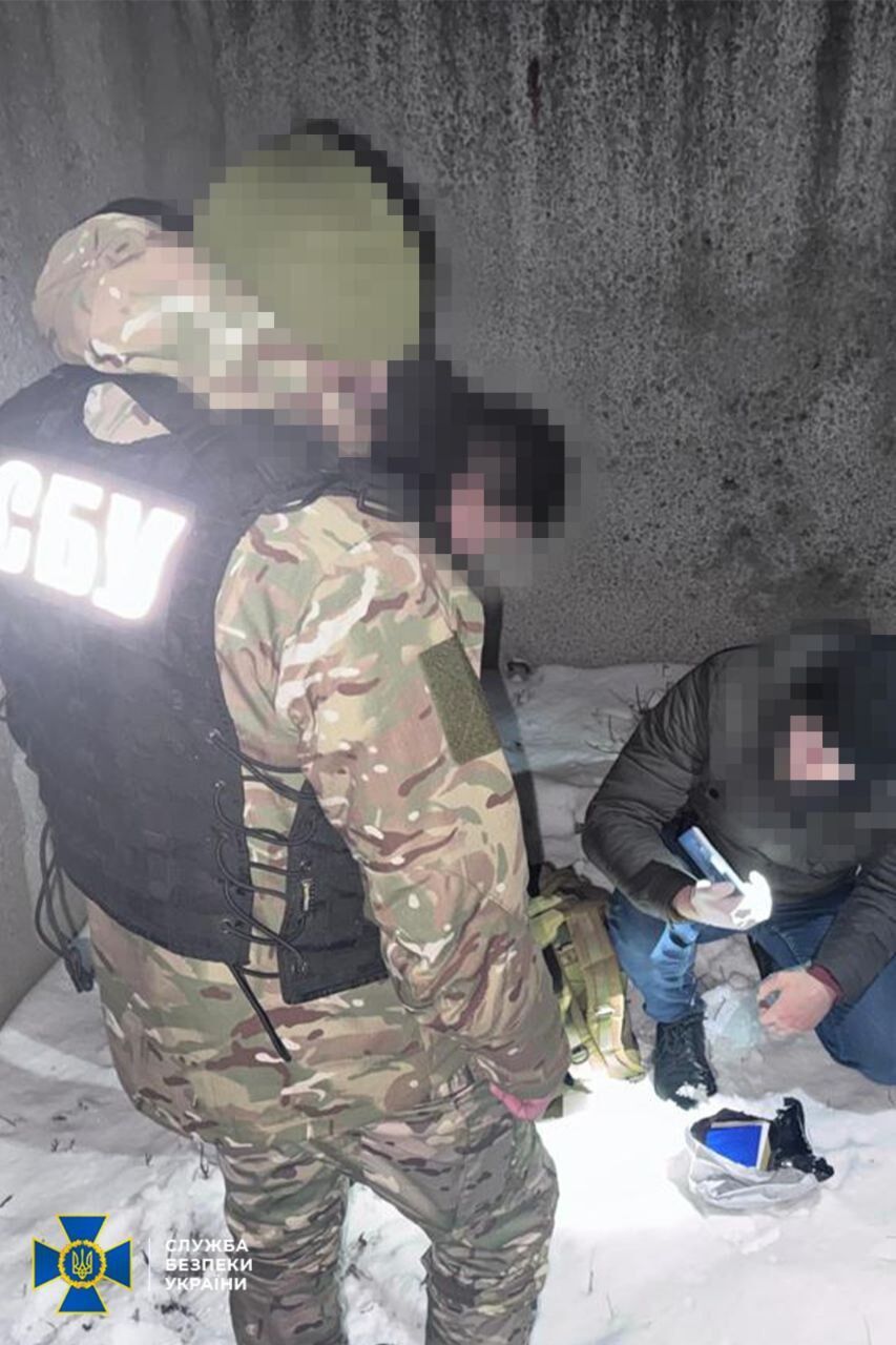 СБУ затримала 16-річну агентку ФСБ, яка встановила GPS-трекер для удару ворога  по Кропивницькій ТЕЦ. Фото
