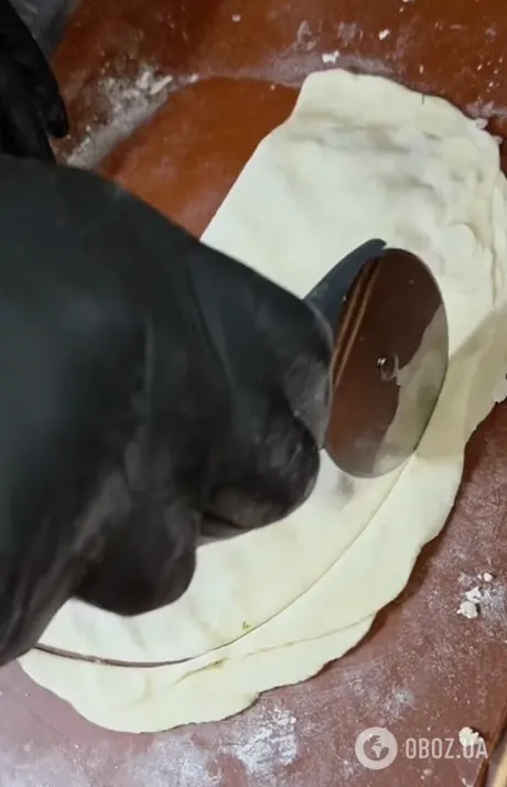 Хрустящие домашние чебуреки, которые не впитывают масло: как приготовить