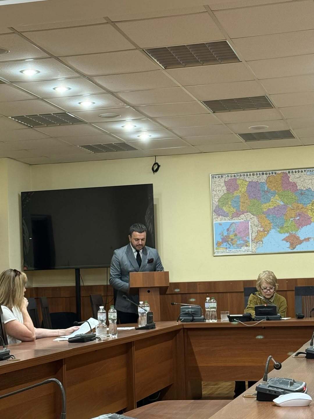 Григорій Решетнік став доктором філософії: чому його дисертація про "Холостяка" викликала насмішки в мережі