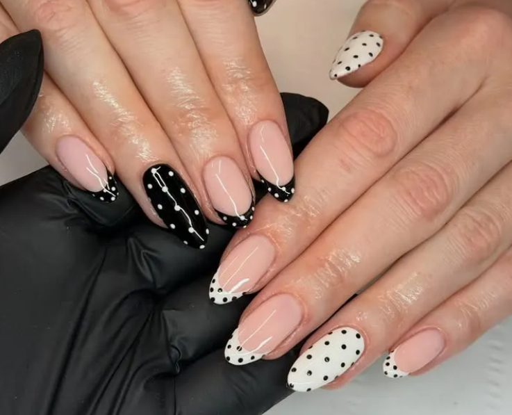 Какой маникюр модный в 2026 году: лучшие сочетания цветов